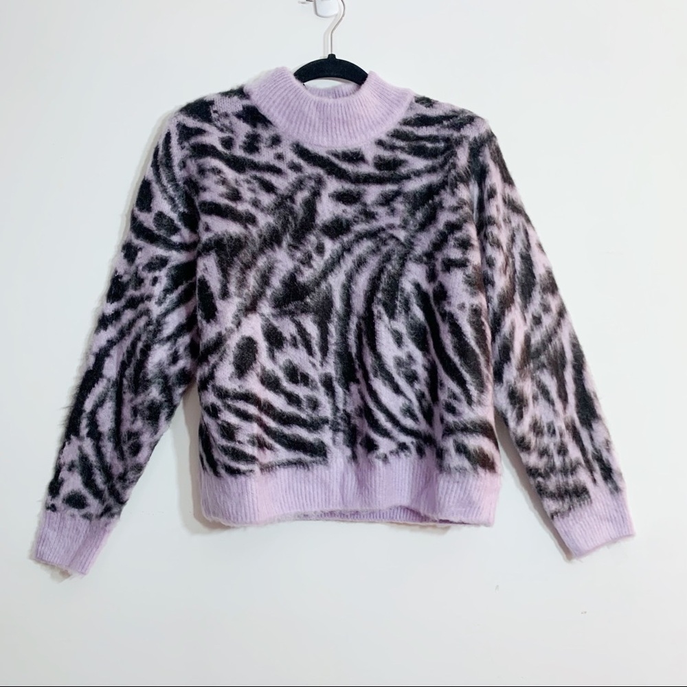 H&M Zebra Print Fuzzy Sweater Womens Large Purple Mock Neck Soft Knit NWT